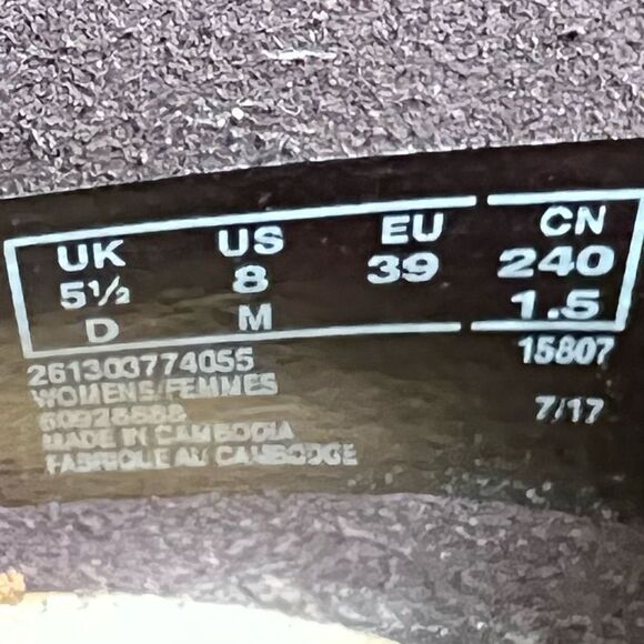 Womens CLARKS Collection Ashland Burgundy Slip On Loafers / Size 8 Medium - Picture 8 of 8